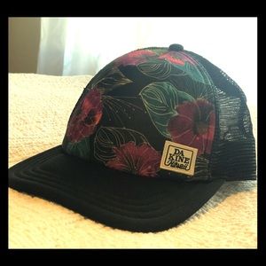 Dakine Women’s Trucker Hat